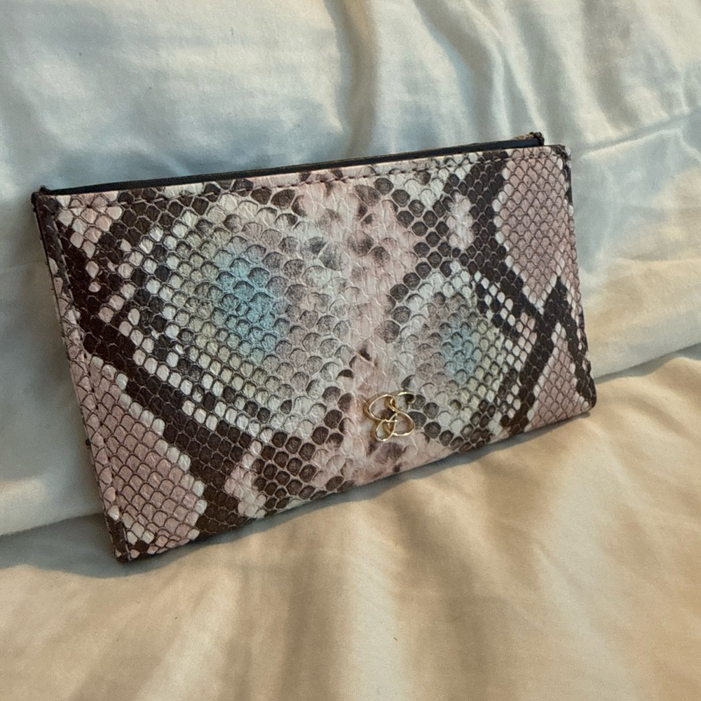 WOMEN'S JESSICA SIMPSON POWDER BLUSH FAUX SNAKE KELLY DOUBLE GUSSET  WALLET NWT